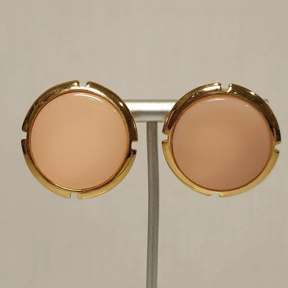 Trifari Vintage Gold Tone Peach Oval Cabochon Button Post Earrings Notched Edge